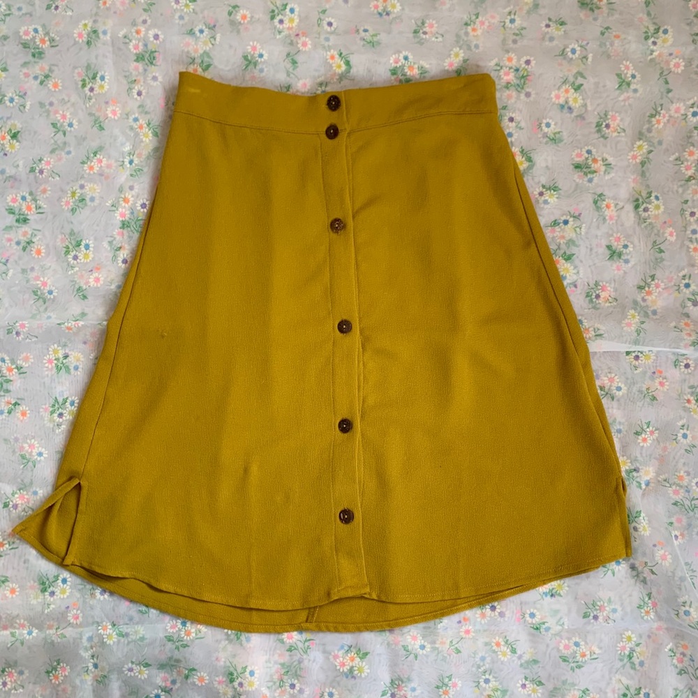 Mustard yellow A-line skirt